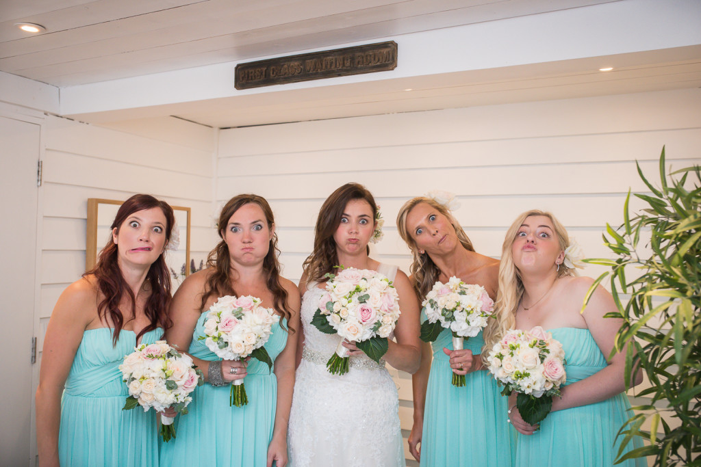 Relaxed bridal party photos